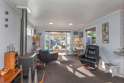 50 Koputara Road, Himatangi Beach, Foxton