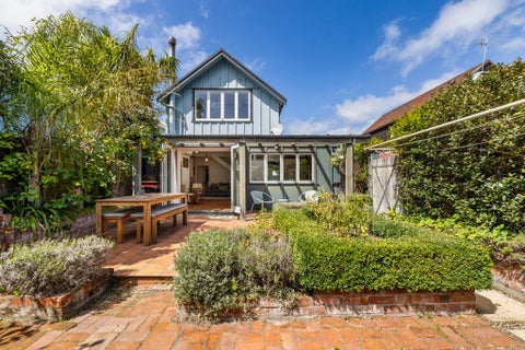 4 Stoke Street, Sumner, Christchurch