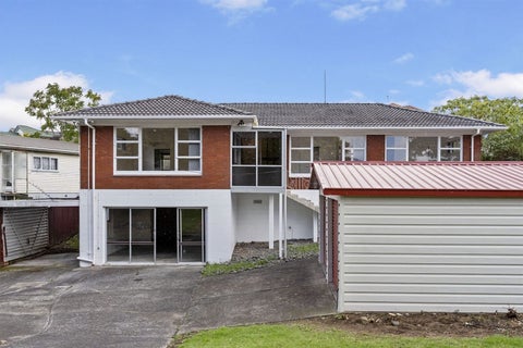 176 Edmonton Road, Te Atatu South, Auckland