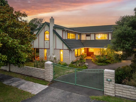 2 Lavinia Grove, Waikanae Beach, Waikanae
