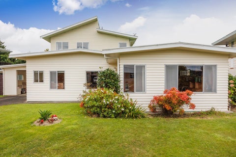 5 Anaru Place, Awapuni, Palmerston North