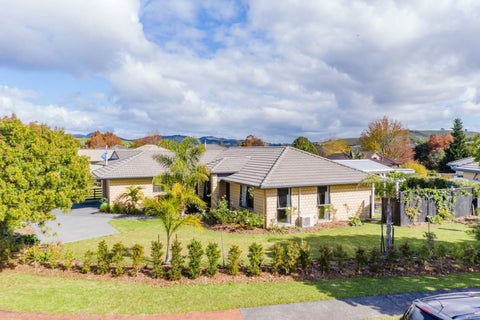 16 Nautical Drive, Haruru, Haruru