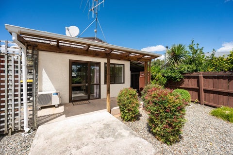 2/41 Manson Avenue, Stoke, Nelson