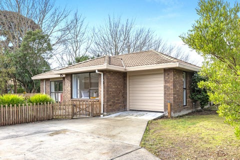 2/1 Gates Lane, Woolston, Christchurch