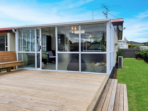 32D Leader Street, Riverton, Riverton