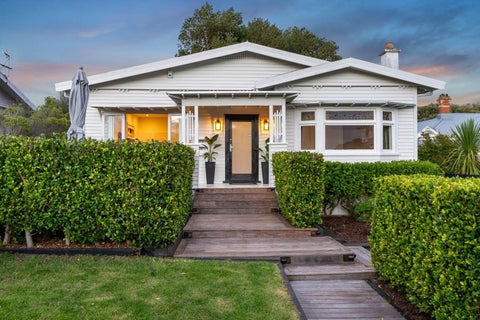 12 Birkley Road, Bayswater, Auckland