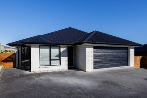 16 Northbrook Glen, Flagstaff, Hamilton