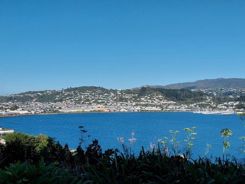 1/12 Duchess Place, Maupuia, Wellington