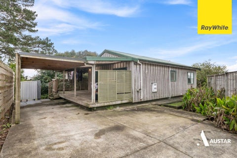 60 Cobham Crescent, Kelston, Auckland