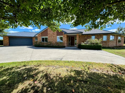 16 Roots Street West, Feilding, Feilding