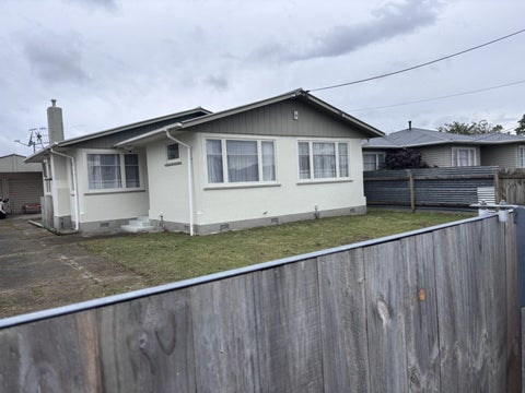 27 Duff Crescent, Highbury, Palmerston North