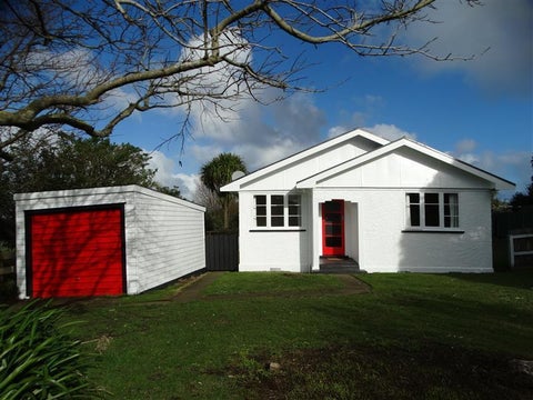 80 South Road, Manaia, Manaia