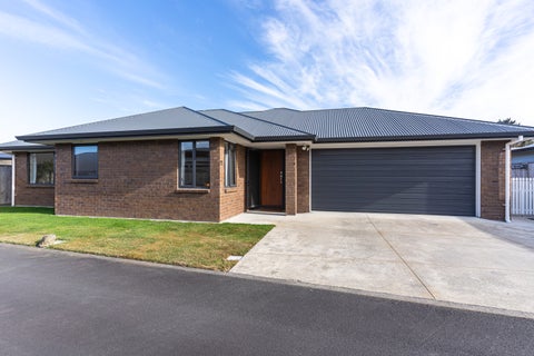 11 Levi Place, Kelvin Grove, Palmerston North