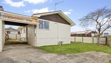 2/48 Archmillen Avenue, Pakuranga Heights, Auckland