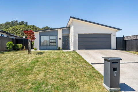 17 Buddle Road, Wallaceville, Upper Hutt