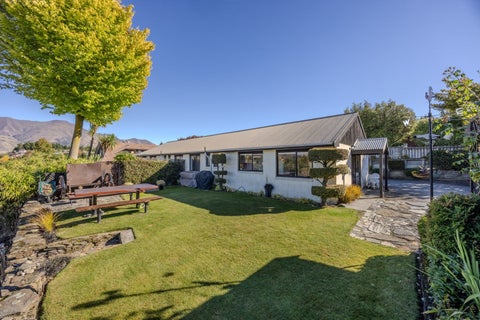 6B Mount Iron Drive, Wanaka, Wanaka