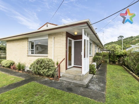 2/35 Parkvale Road, Karori, Wellington