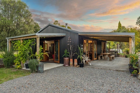 18 Oioi Street, Owhango