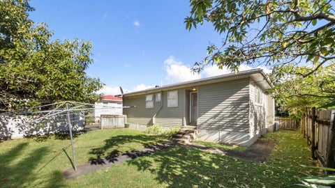 39 Universal Drive, Henderson, Auckland