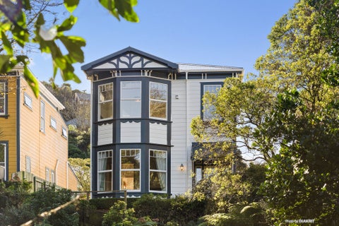 6 Orangi Kaupapa Road, Northland, Wellington