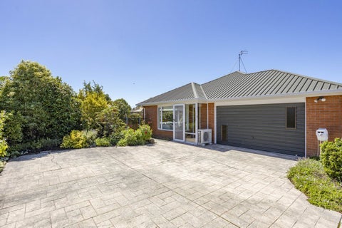2/23A Meadow Street, Papanui, Christchurch