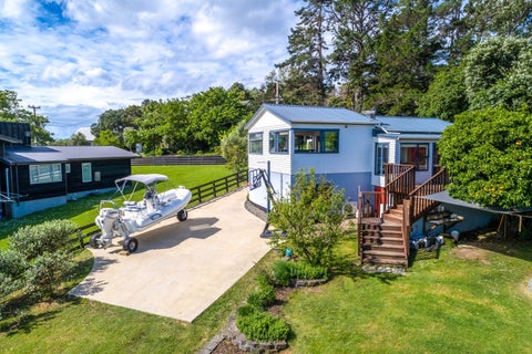 431 Sea View Road, Onetangi, Waiheke Island