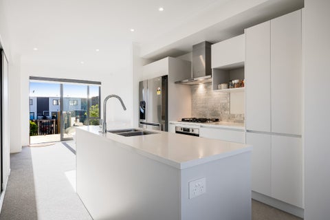 6/1 Scott Road, Hobsonville, Auckland