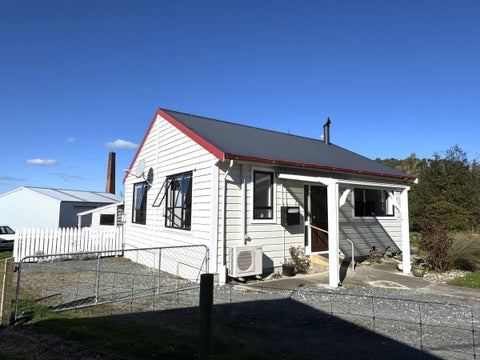 12 Loop Road, Balclutha, Clutha, Otago
