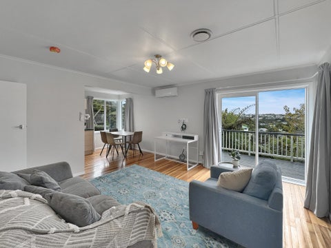 6 Salford Street, Newlands, Wellington