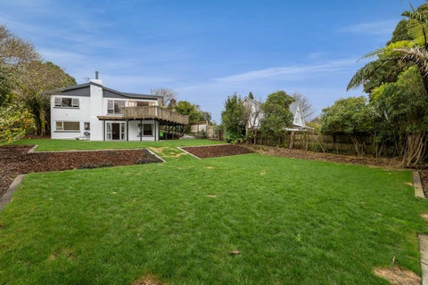 28F Wallath Road, Westown, New Plymouth