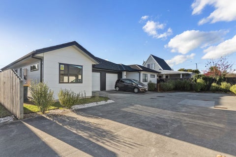 3/18 Steele Road, Forest Lake, Hamilton