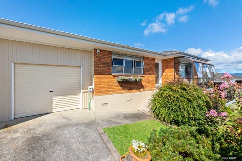 2/2 Routley Drive, Glen Eden, Auckland
