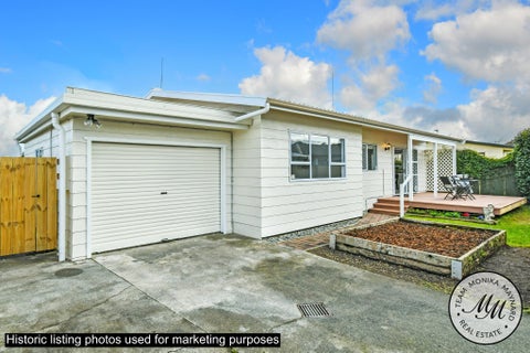 2/21 Rollerson Street, Papakura, Papakura