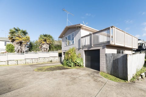17 Flavia Place, Lynfield, Auckland