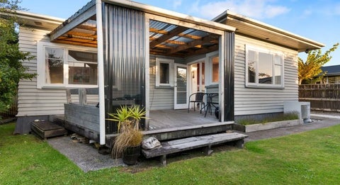 55 Sale Street, Hokitika