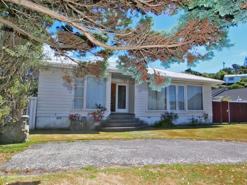 217 Main Road, Tawa, Wellington