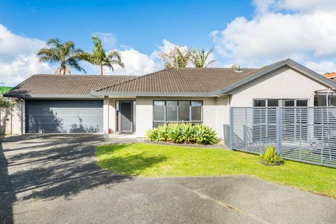 10 Scarlet Oak Drive, Schnapper Rock, Auckland