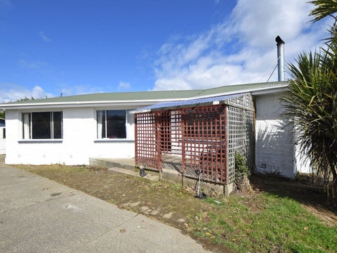 31 Avon Road, Clifton, Invercargill