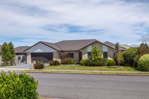 29 Feist Street, Carterton