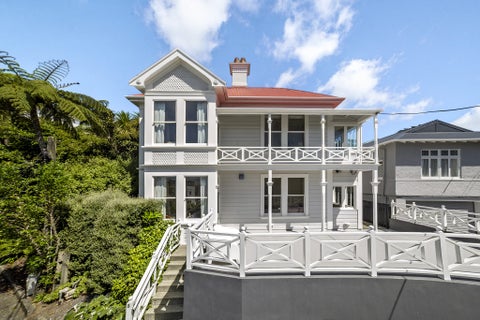 5 Farm Road, Northland, Wellington
