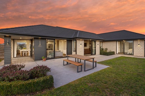 1 Emma Street, MARSHLAND, CHRISTCHURCH