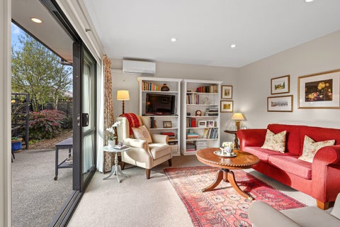 5/12 Bank Street, Amberley, Amberley