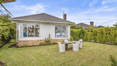 51 Waipani Road, Te Atatu Peninsula, Auckland