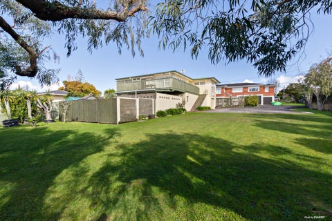16 Letterkenny Place, Blockhouse Bay, Auckland