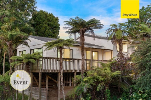 2/25 Philson Terrace, Browns Bay, Auckland