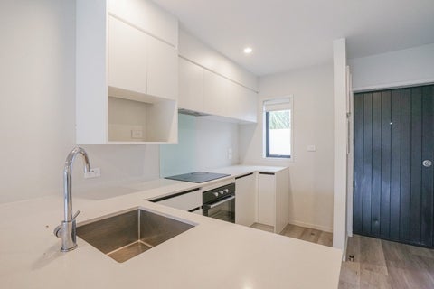 11/137 Hall Avenue, Favona, Auckland