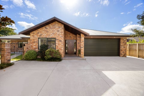 9 Aspen Court, Huntington, Hamilton