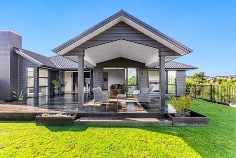 82 Hayfield Way, Karaka, Papakura