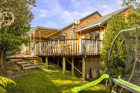 11 Darcy Place, Massey, Auckland