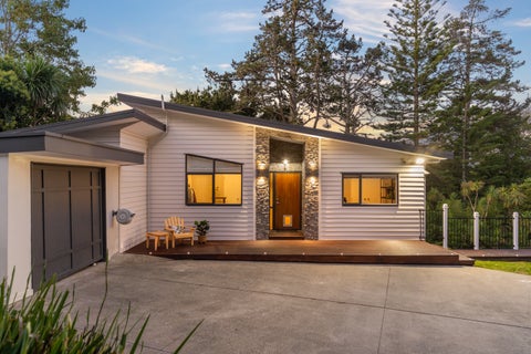 93A Fairclough Road, Beach Haven, Auckland